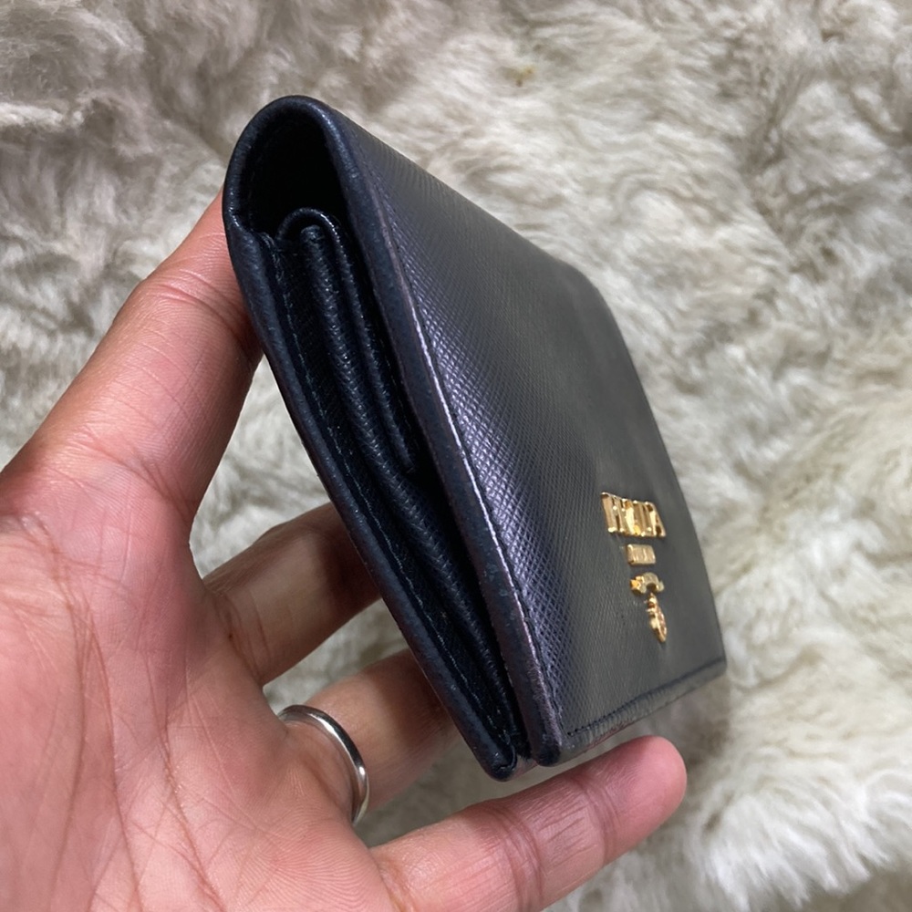 Prada Black Saffiano Leather Wallet with Gold Logo - Picture 4 of 12